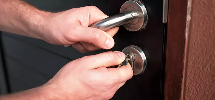 Door Closer Repair & Installation Paris